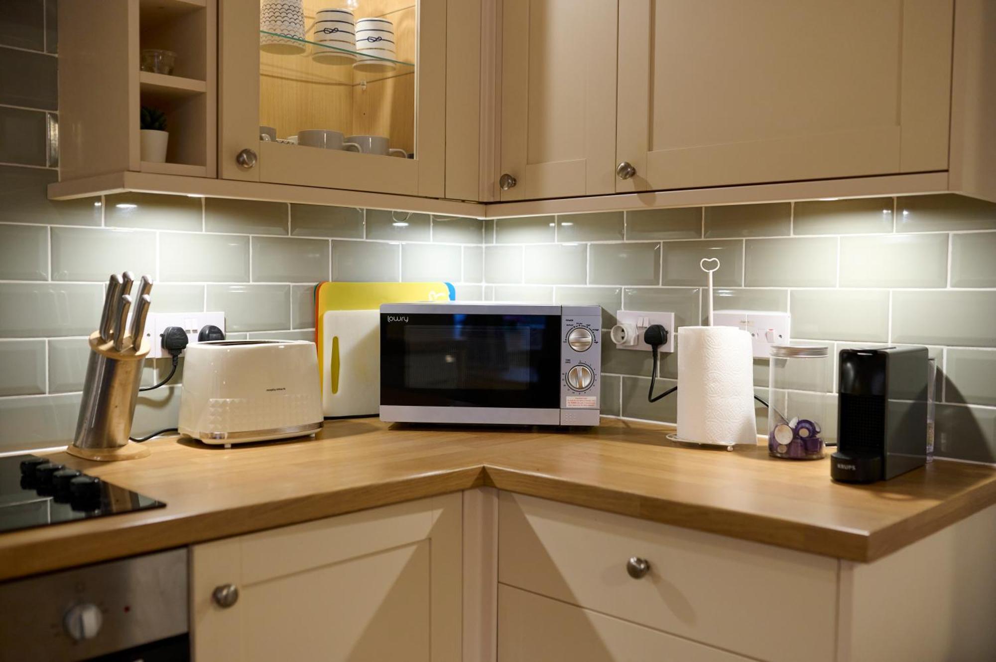 Charming 1Br Apartment Close To Centre With Free Parking 오반 외부 사진